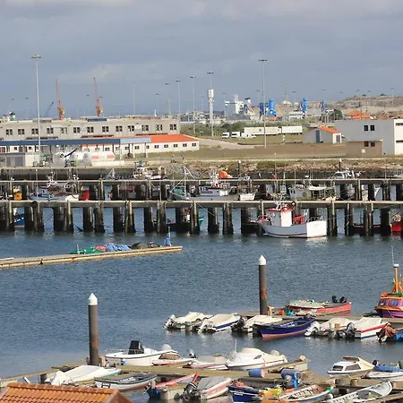 Ti Laura Praia Barra