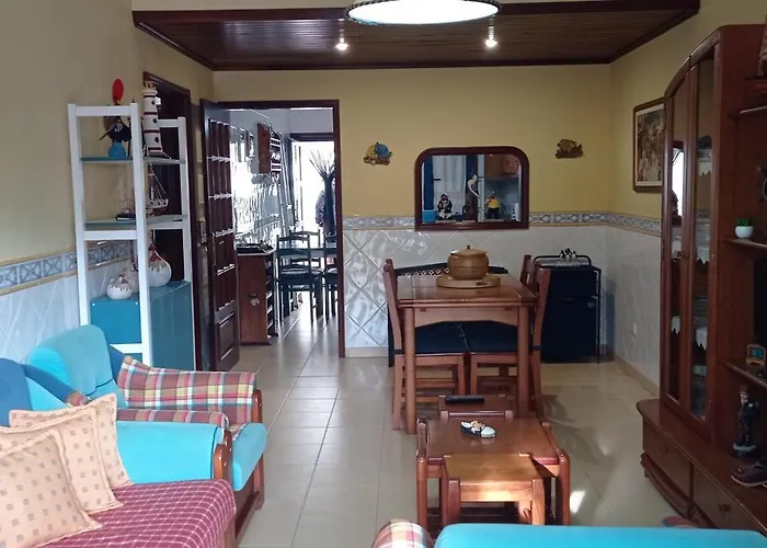 Ti Laura Daire Barra